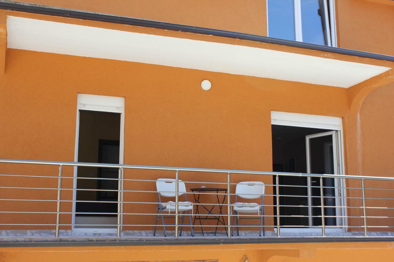 Apartments Kapisoda سيتينيي المظهر الخارجي الصورة